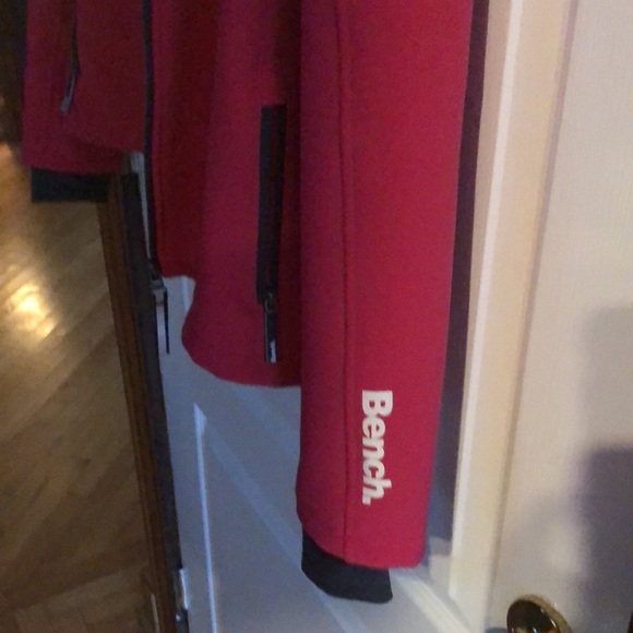 Bench Urbanwear women’s hooded running jacket, pink/gray, reflective,medium, EUC - Picture 4 of 4